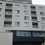 Halex Centrum Aupark アパート ピエシュチャニ