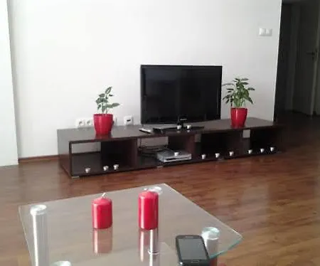 Halex Centrum Aupark * 皮耶什佳尼